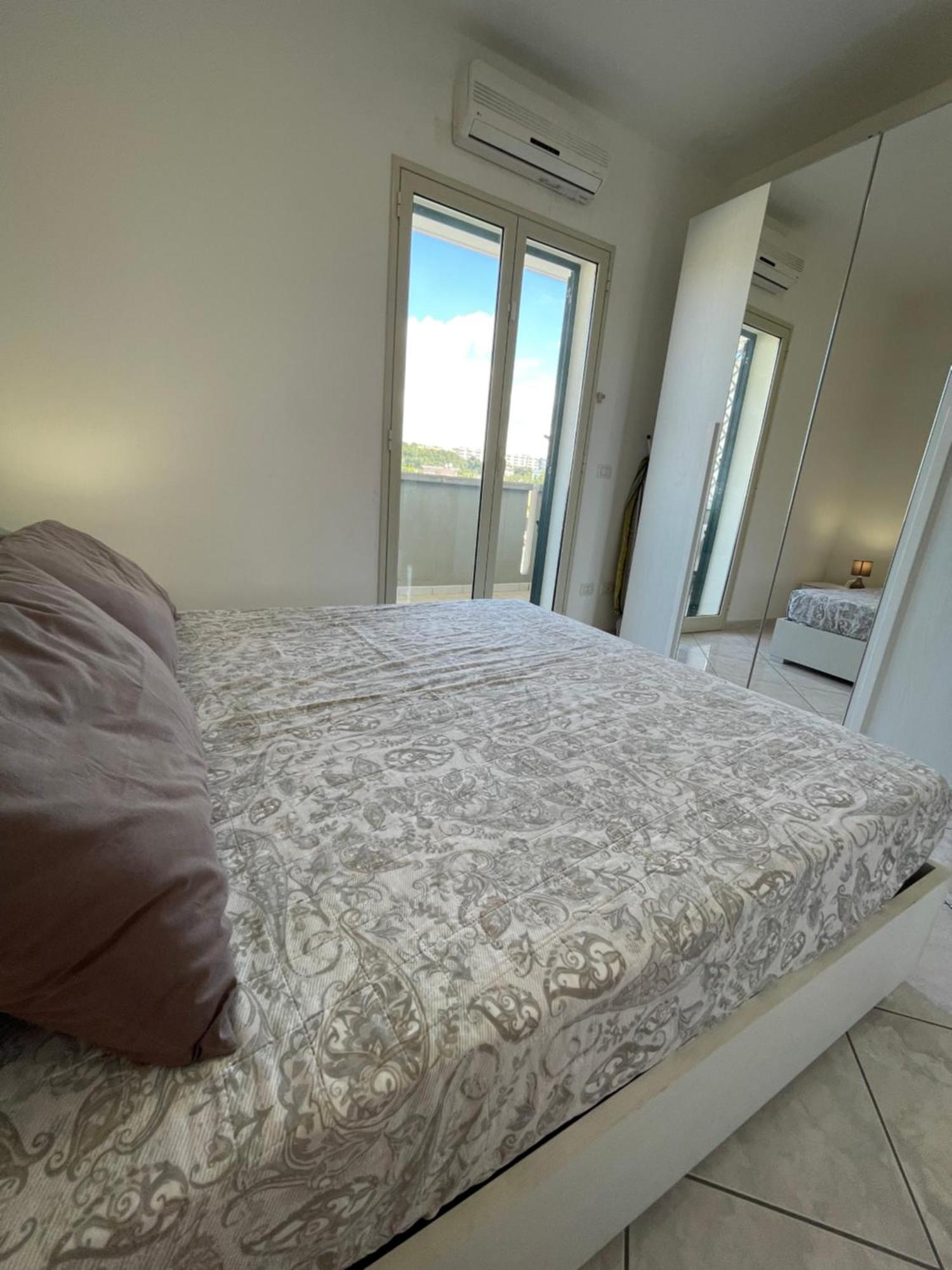 House Nereide, Lovely Apartment Sea View גאליפולי מראה חיצוני תמונה